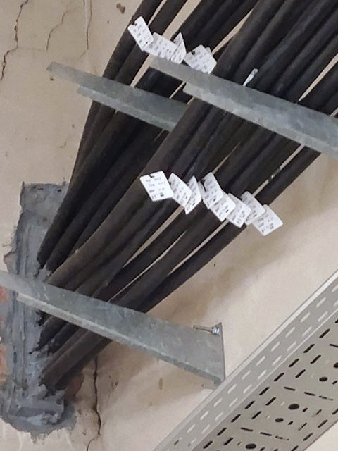 Монтажные работы и переключение под напряжением